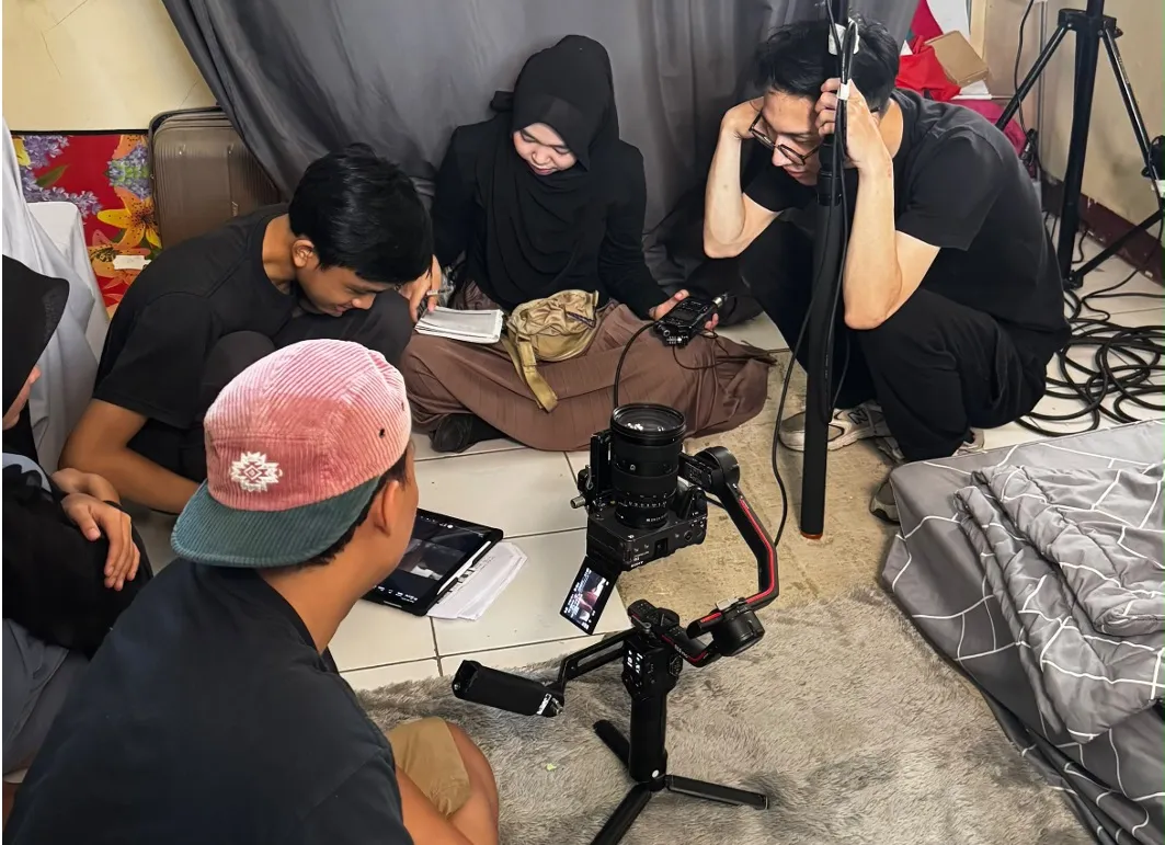 Tiga Mahasiswa Telkom University Luncurkan Kampanye Iklan Terkait Cyberbullying yang Tak Disadari Pelaku