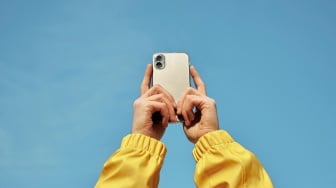 ---
Rekomendasi Smartphone Entry-Level dengan Kualitas Kamera Terbaik

---