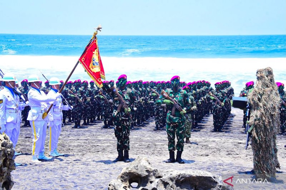 752 Prajurit TNI AL Resmi Menjadi Marinir dengan Baret Ungu
