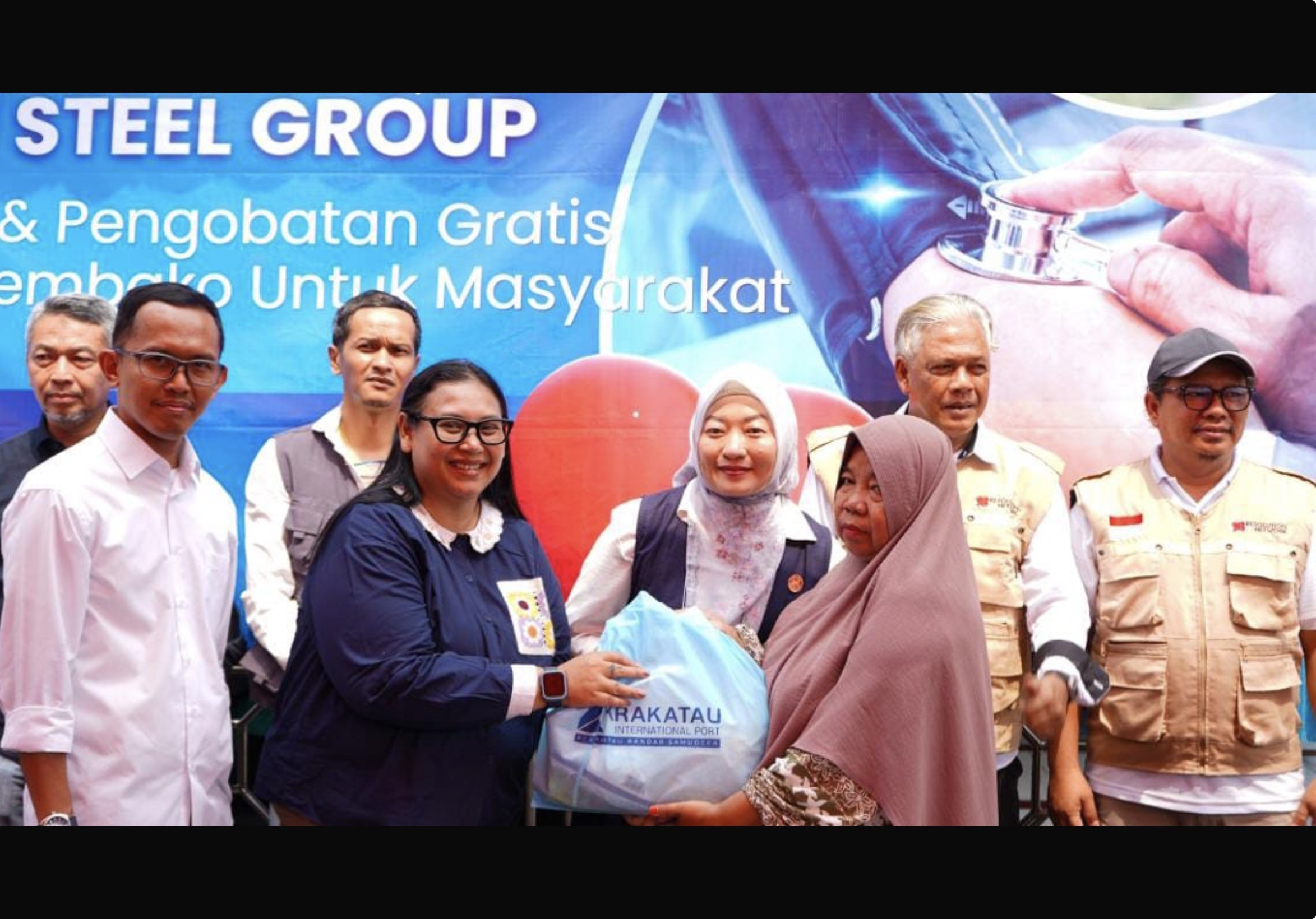 Kegiatan Bakti Sosial Kesehatan dan Refleksi Dua Tahun Pemerintahan Prabowo-Gibran