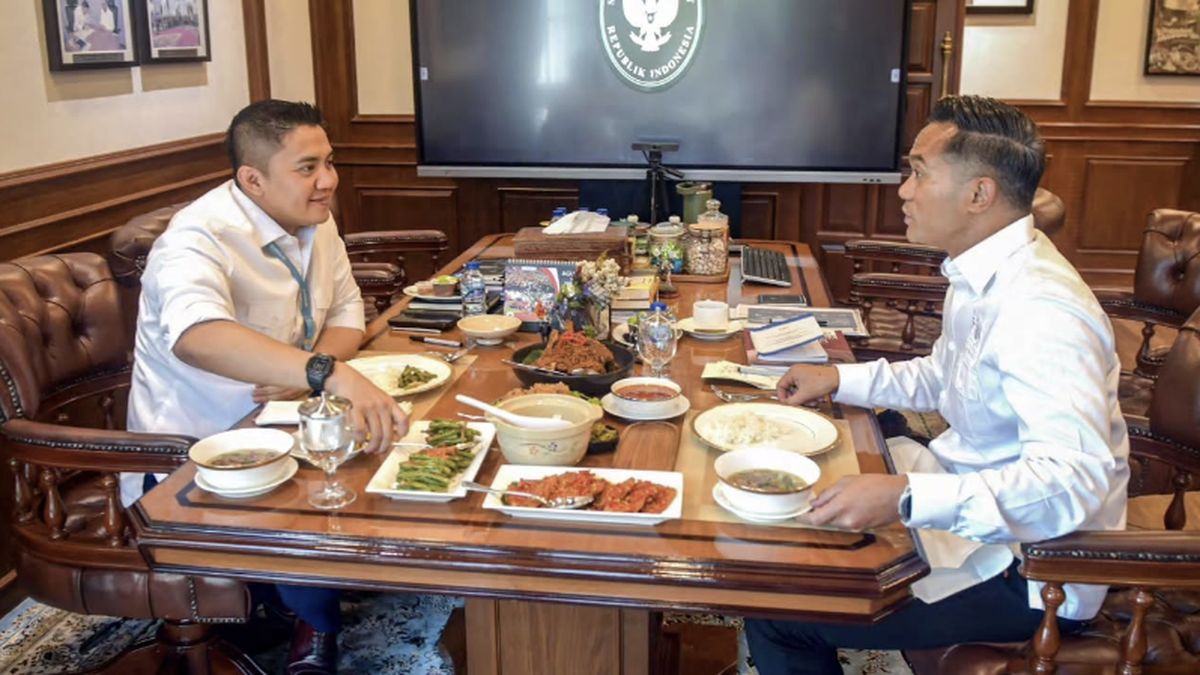 Anindya Bakrie dan Teddy Indra Wijaya Bahas Pengembangan Motor Listrik Nasional