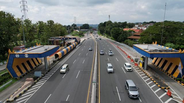 Penerapan Sistem One Way di KM 425+800 Semarang ABC hingga GT Kalikangkung pada Arus Balik 2026