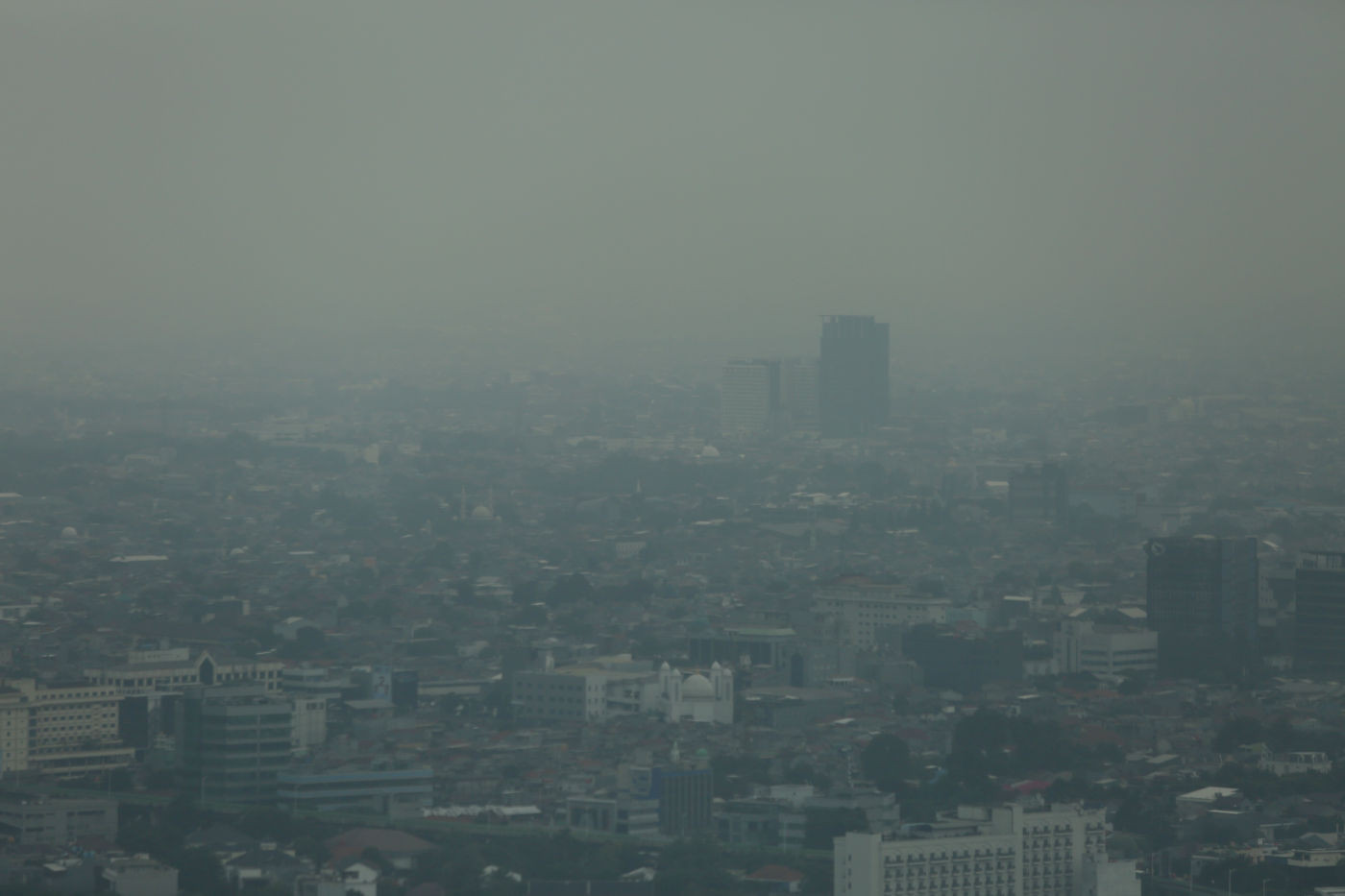 Kemenkes Himbau Warga Jakarta Waspadai Asap Karhutla dari Kalimantan