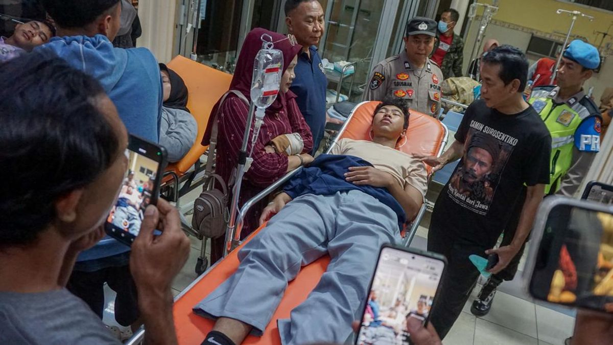 ---
Temuan Awal Kasus Keracunan Makanan di Batang, Kepala SPPG Diberhentikan

---
