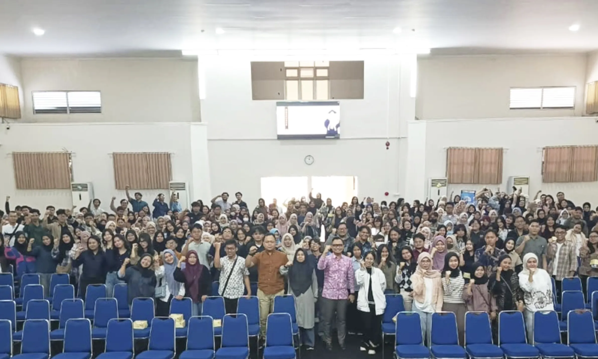 Persiapan Wisuda ke-183, FIB UNDIP Selenggarakan Pelatihan Softskill untuk Mahasiswa