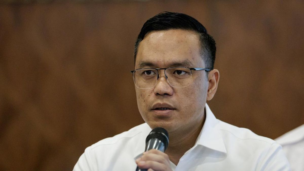 Direktur Utama Pertamina Menanggapi Antrean Panjang BBM di Bali