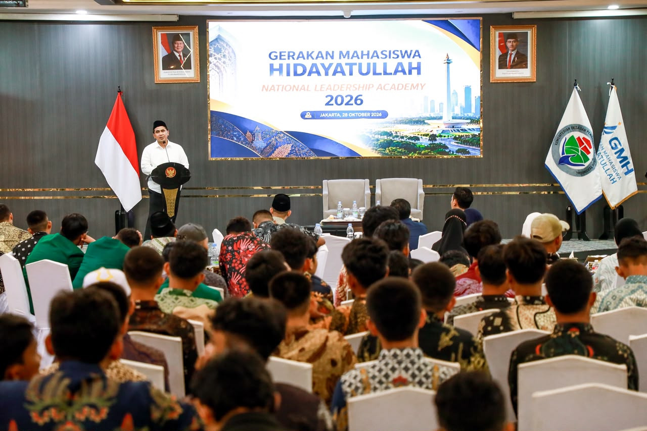 Wagub Taj Yasin Berikan Inspirasi Kepemimpinan kepada Kader Muda