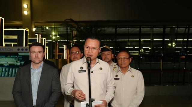 ---
Ditjen Imigrasi Deportasi Buronan Warga Negara Amerika Serikat

---