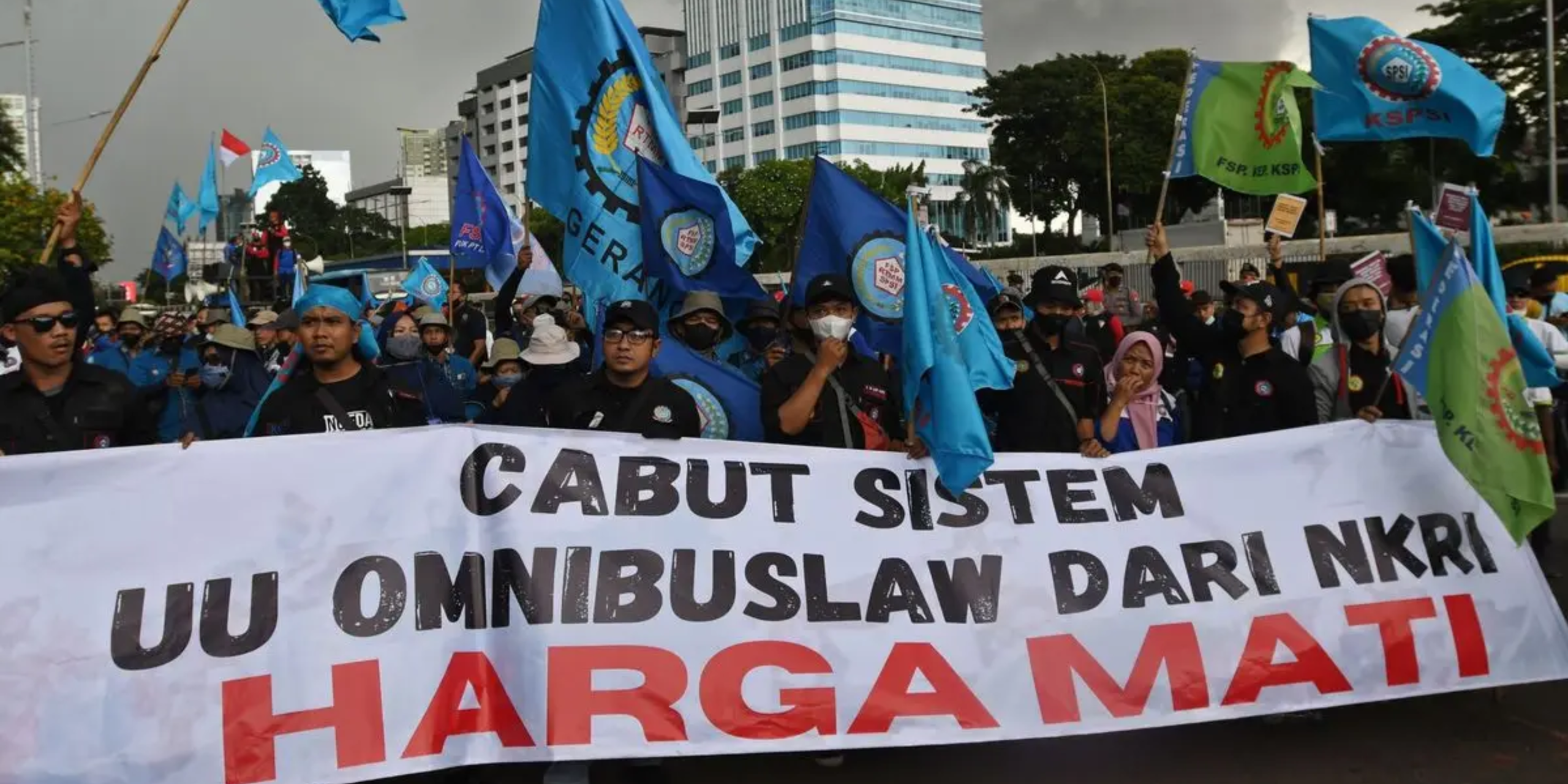 DPR Sahkan UU Pelindungan Ketenagakerjaan, 13 Aturan Baru Perkuat Hak Pekerja