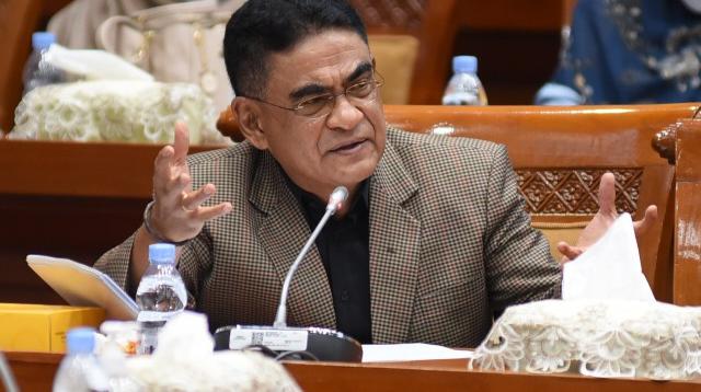 ---
DPR Kritik Rencana Penentuan Status Aktivis HAM oleh Pemerintah

---