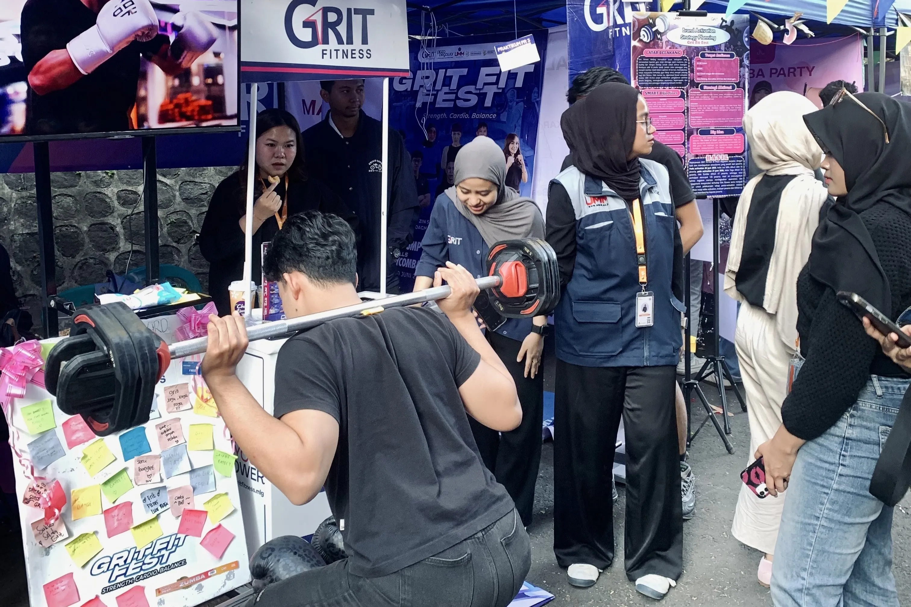 Dua Acara Kreatif dari Kelompok ASTERISK UMM Tampilkan Inovasi di GRIT FIT-FEST dan SAMAKARYA