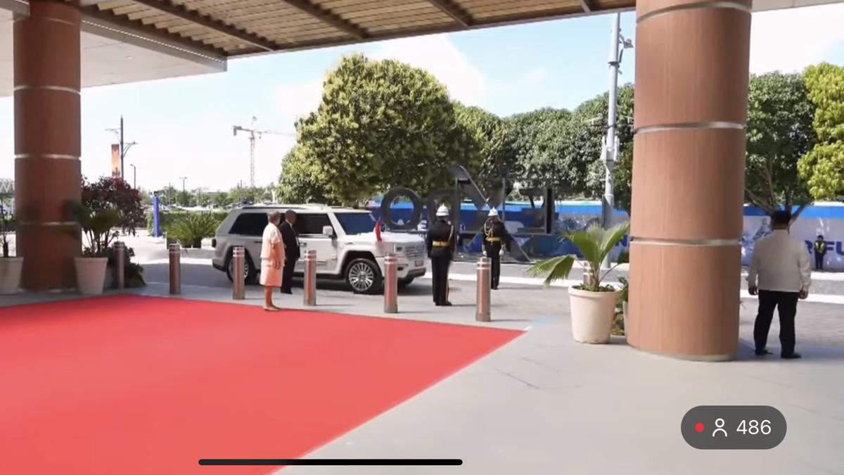 Kedatangan Gagah Presiden Prabowo dengan Maung Putih di KTT ASEAN ke-48