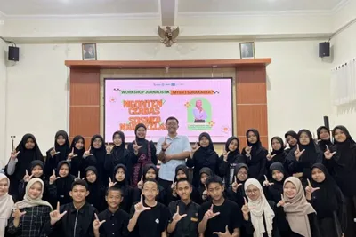 Siswa MTsN Dapat Pembinaan Menjadi Content Creator dari Mahasiswa UNS