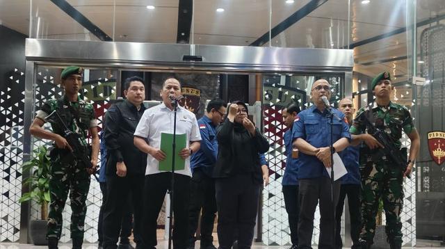 Kejagung Bentuk Kerja Sama dengan Interpol untuk Mengejar Riza Chalid, Tersangka Korupsi Terbaru