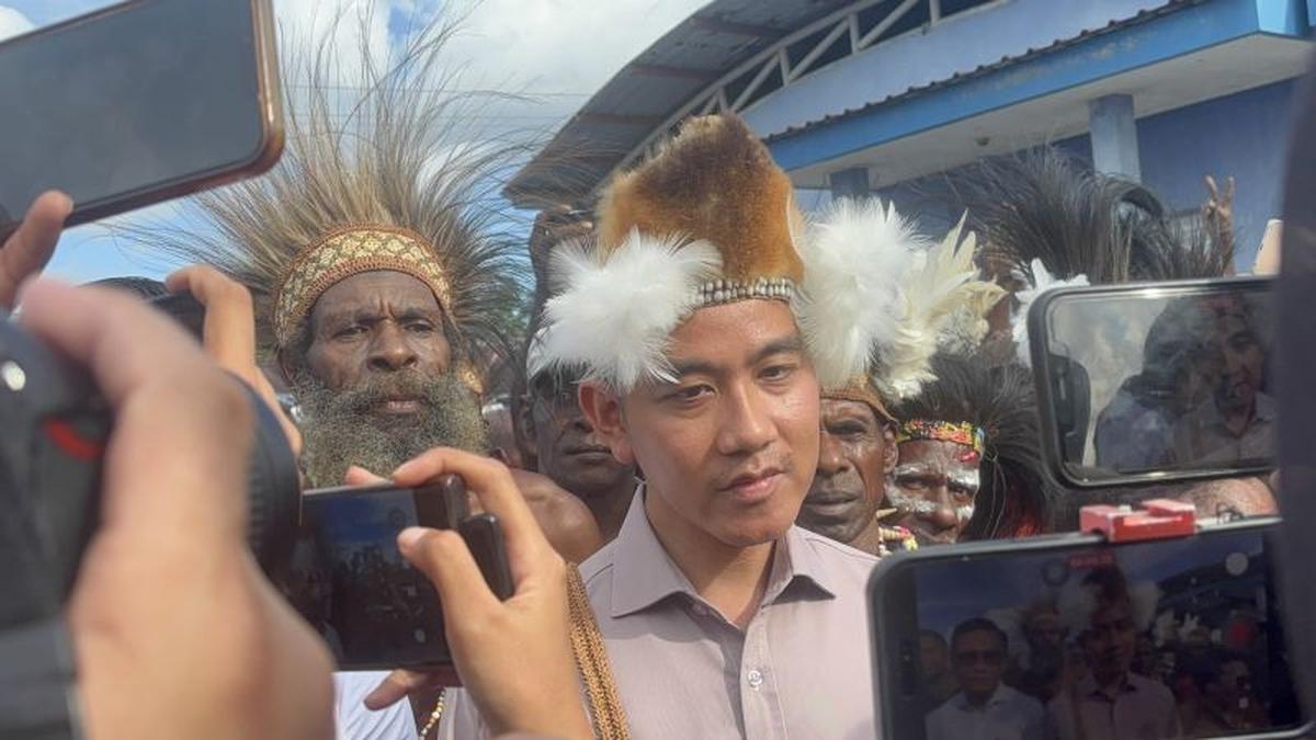 Tanggapan Gibran Terhadap Penahanan Roy Suryo dan Dokter Tifa