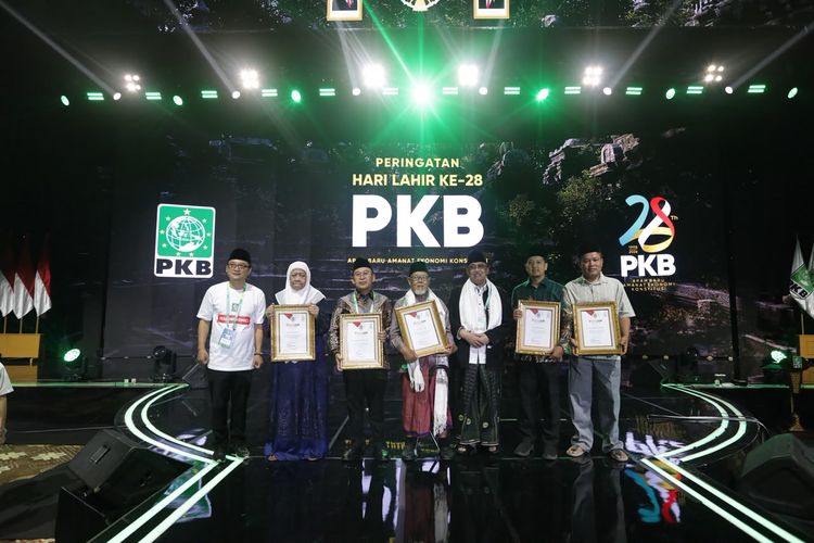 PKB Rayakan Harlah Ke-28 dengan Penghargaan untuk Lima Kiai Berprestasi