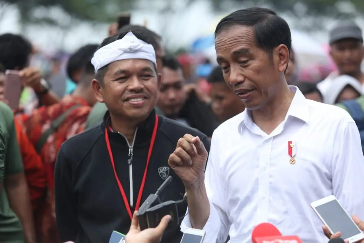 Jokowi Mengambil Langkah Strategis Baru, Hendri Satrio: Merasa Terasing dan Diserang Terkait Ijazah
