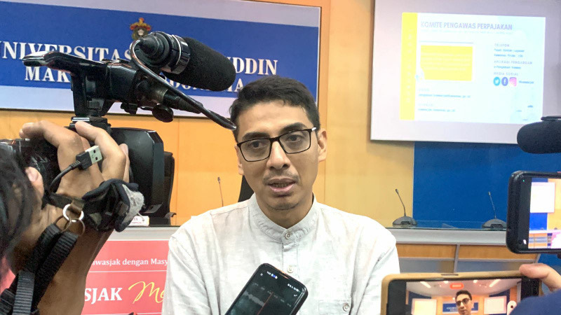 Pertemuan Jokowi dan Prabowo Berlangsung Saat Putusan MK, Zainal Arifin Mochtar: Ada Dampaknya
