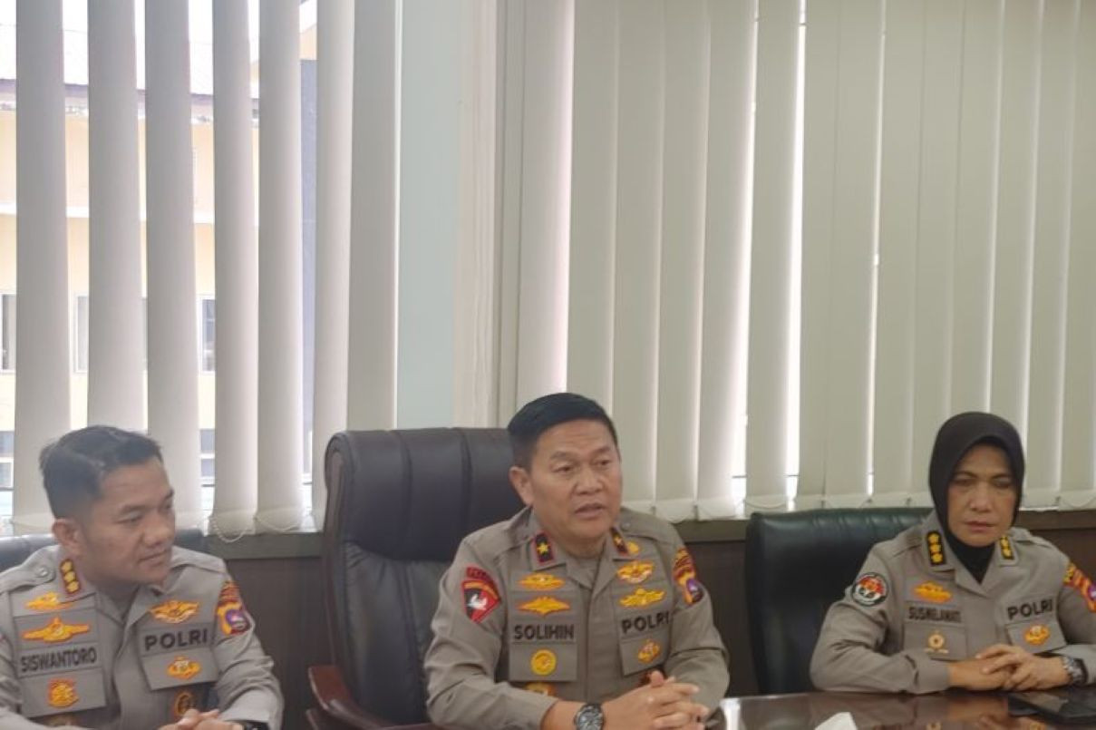 Introspeksi Polda Sumbar Usai Insiden Kombes Teddy Fanani