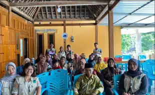 Pemberdayaan UMKM di Kediwung: KKN UNS Kelompok 4 Perkenalkan Hukum Usaha dan Pembayaran Digital