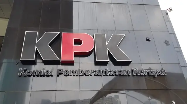 ---
KPK Melakukan Penangkapan Tangan di Langkat, Sumatera Utara

---