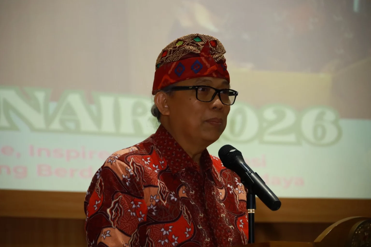 WOMENAIR: Inisiatif LPMB UNAIR untuk Pemberdayaan Perempuan Indonesia