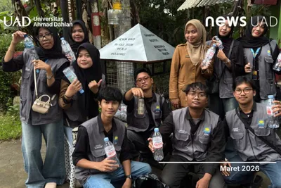 Mahasiswa KKN UAD Tingkatkan Kesadaran Pengelolaan Sampah di Desa Bojong Kulon Progo