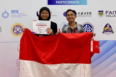 Mahasiswa UNAIR Sukses Meraih Penghargaan Best Paper di Forum Internasional
