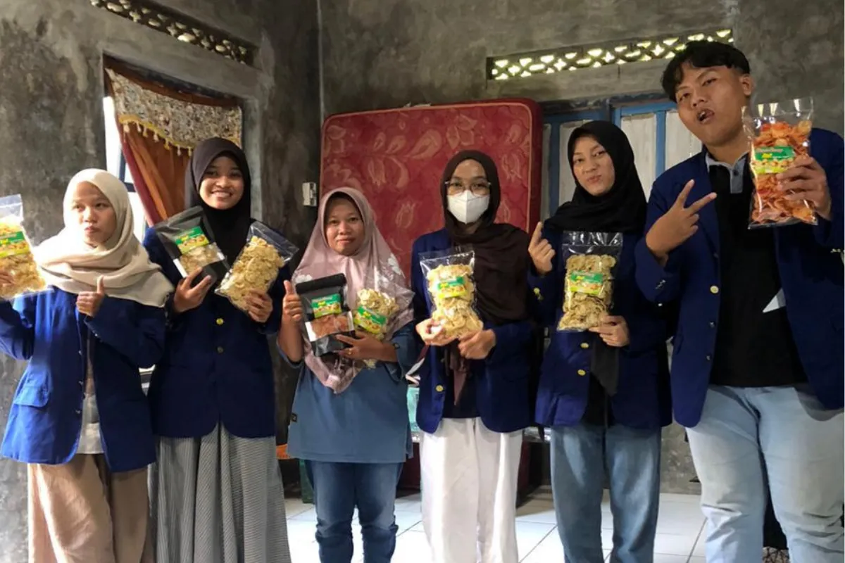 Mahasiswa UNY Inisiasi Digitalisasi UMKM Melalui Promosi Kreatif