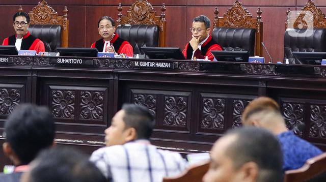 Mahkamah Konstitusi Menolak Gugatan Mahasiswa Terhadap Masa Jabatan Kapolri