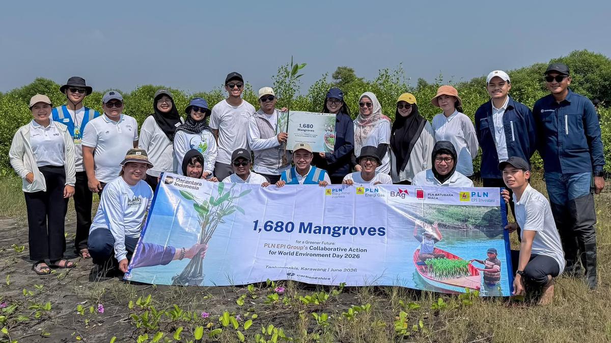 Penanaman Seribu Enam Ratus Delapan Puluh Bibit Mangrove di Tanjung Pakis, Karawang