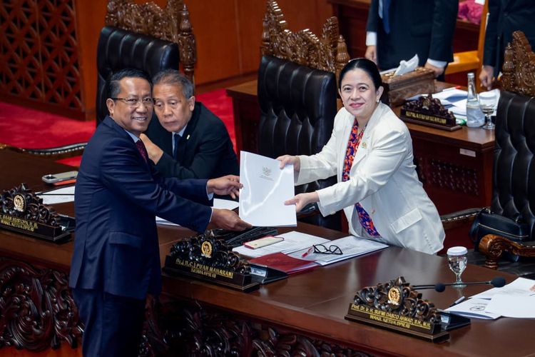 Puan Maharani Pimpin Rapat Paripurna DPR RI Ke-17, RUU PSDK dan PPRT Disahkan Jadi UU
