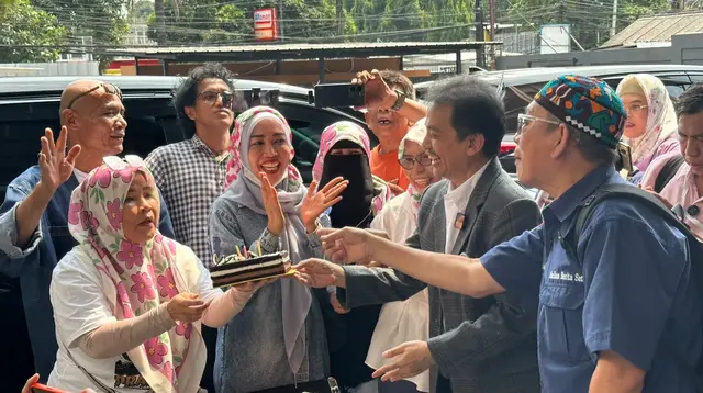 Roy Suryo Rayakan Ulang Tahun Menjelang Putusan Praperadilan