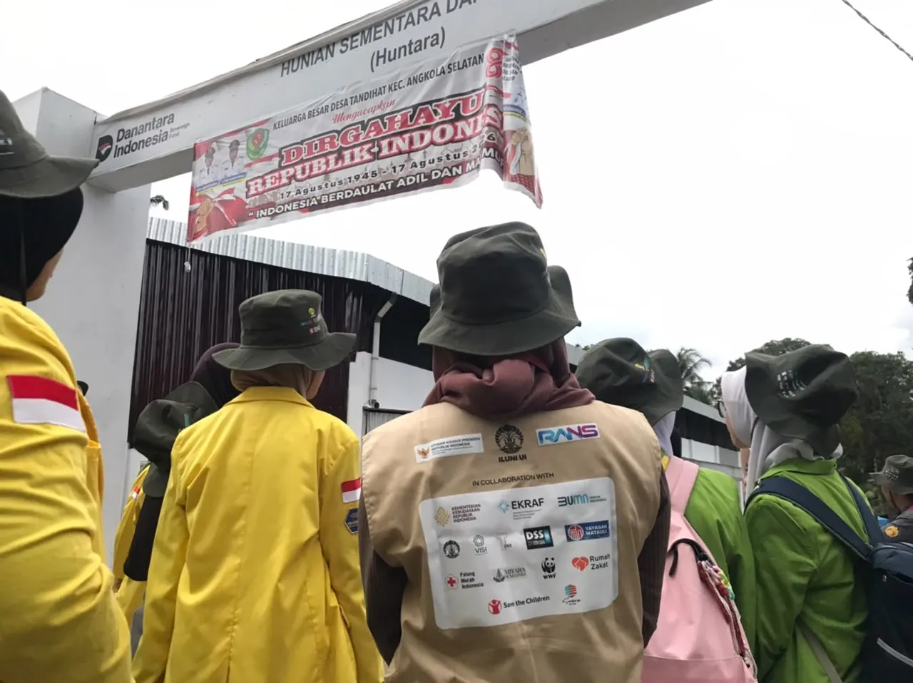 Kesehatan dan Ketahanan: Marsiadapari Tandihat UI Bantu Warga Huntara Pasca Bencana