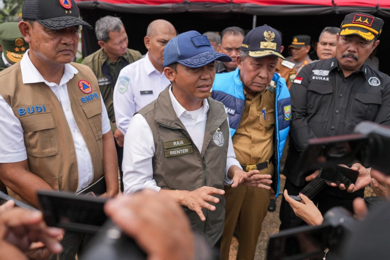 Menteri Kehutanan Cabut Izin Lima Perusahaan Terkait Kebakaran Hutan dan Lahan