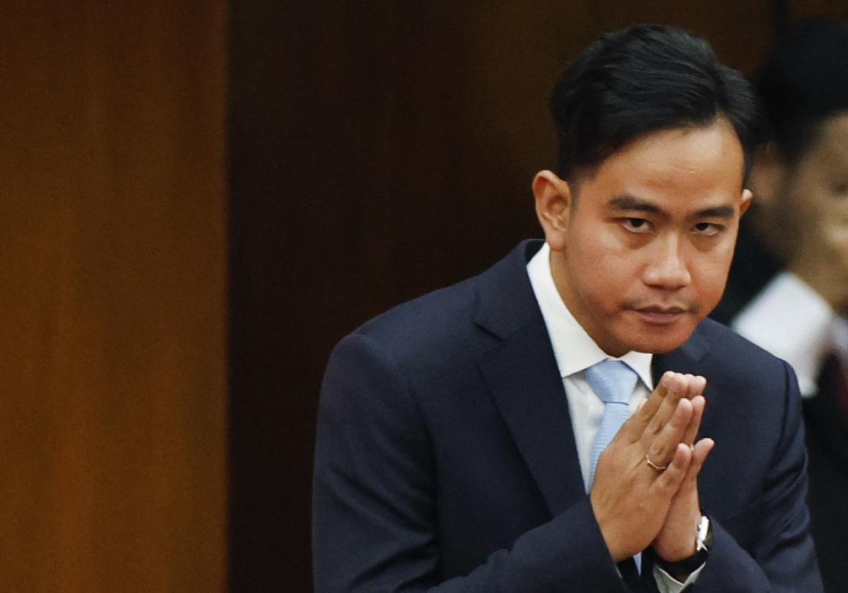 Saatnya Gibran Memperlihatkan Dokumen Pendidikan