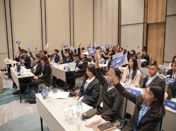 Keterampilan Diplomasi Jadi Kunci Sukses Pelajar Masa Kini