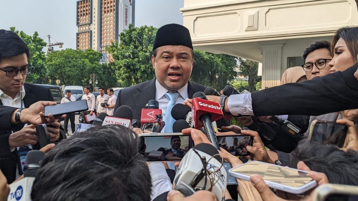 ---
Perubahan UU Ketenagakerjaan: Pesangon untuk Pekerja Kontrak dan Outsourcing

---
