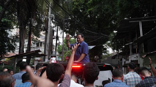 Kunjungan Bersejarah Presiden Prabowo ke Permukiman Bantaran Rel Senen