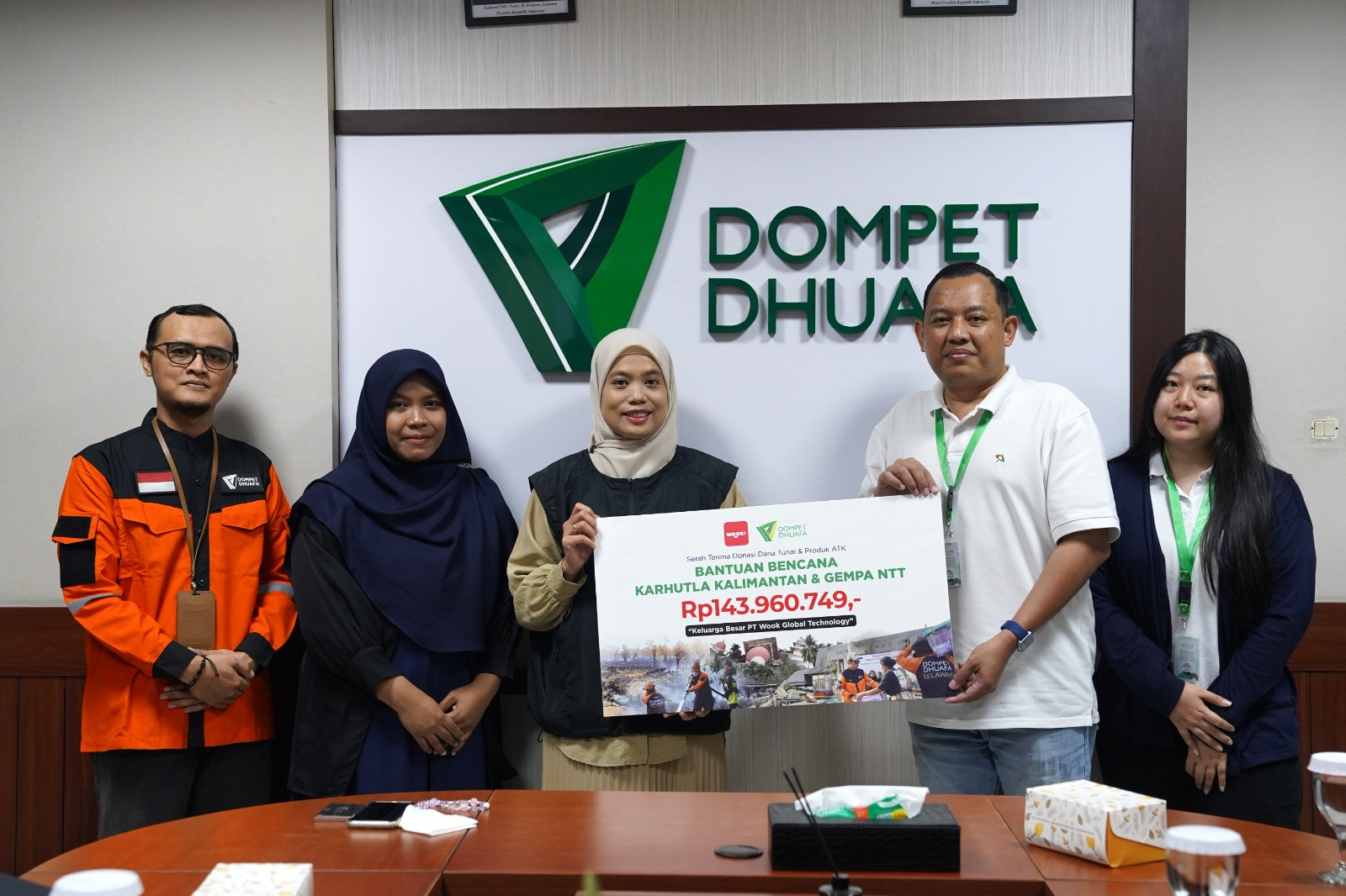 WOOK Group Berikan Bantuan Ratusan Juta untuk Korban Karhutla di Kalimantan dan Gempa NTT